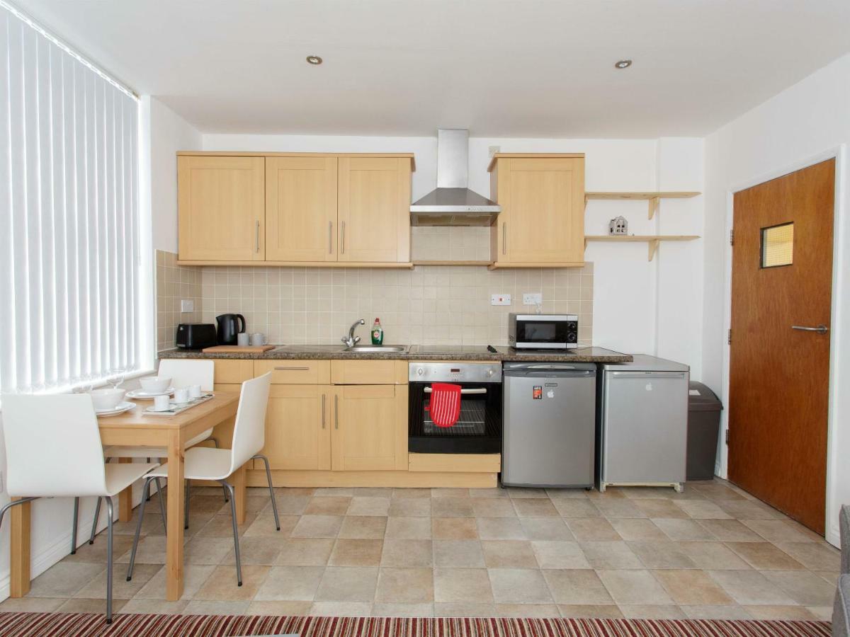 Ruth Apartments Leeds  Room photo
