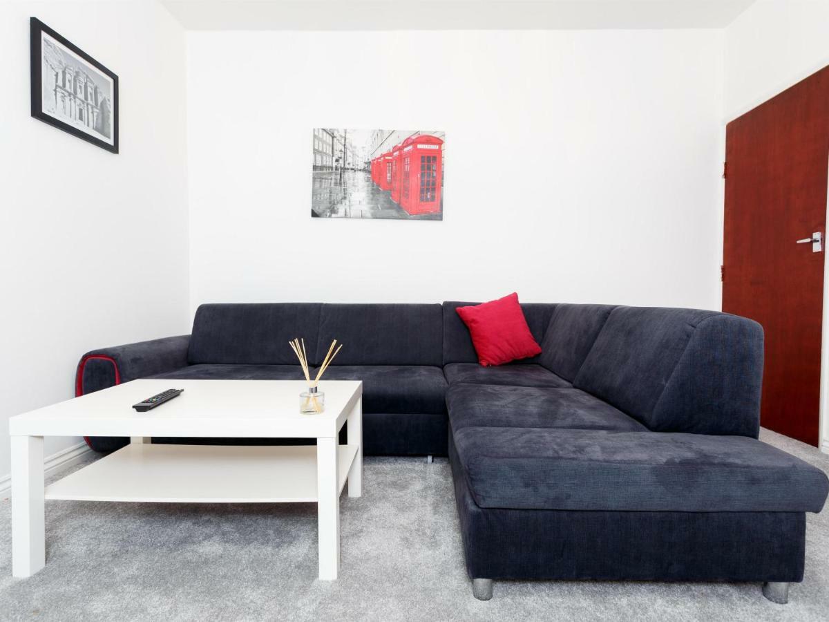 Ruth Apartments Leeds  Room photo