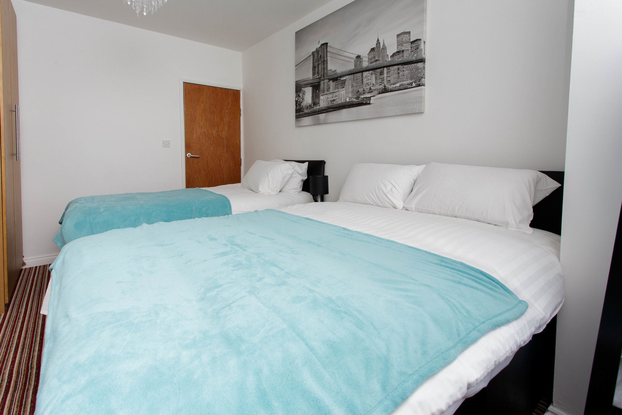 Ruth Apartments Leeds  Exterior photo